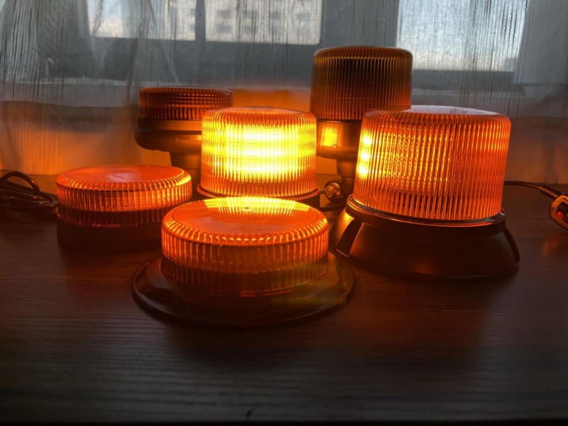 ຄອບຄົວ LED BEACON